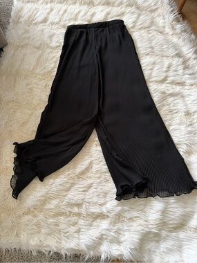 Samuel Dong Black Pleated Wide-Leg Pants with Ruffle Hem Detail